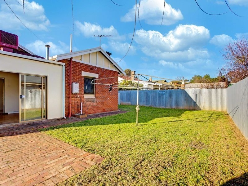 11 Collingrove Avenue, Broadview SA 5083
