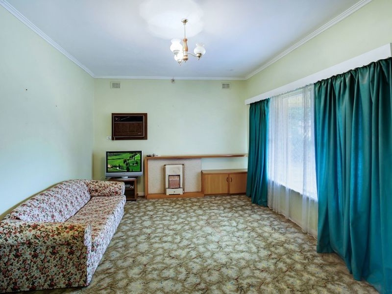 94 Collins Street, Clearview SA 5085