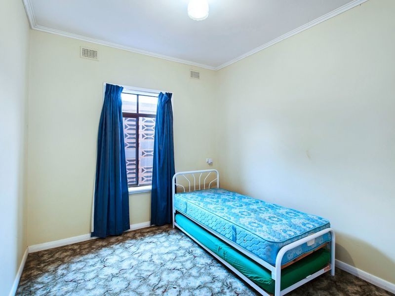 94 Collins Street, Clearview SA 5085