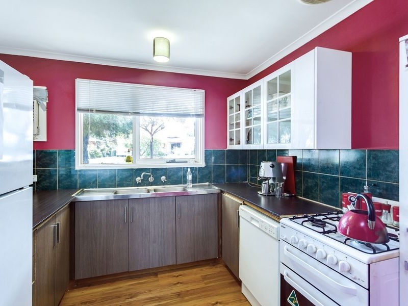 10 Eugene Crescent, Parafield Gardens SA 5107