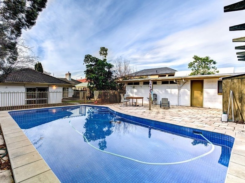 11 McInnes Avenue, Broadview SA 5083