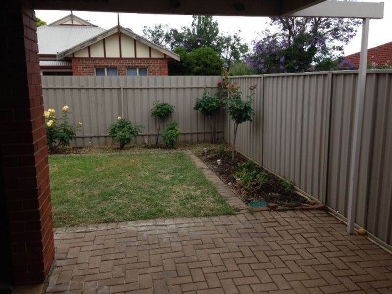 2/11 Cardigan Avenue, Felixstow SA 5070