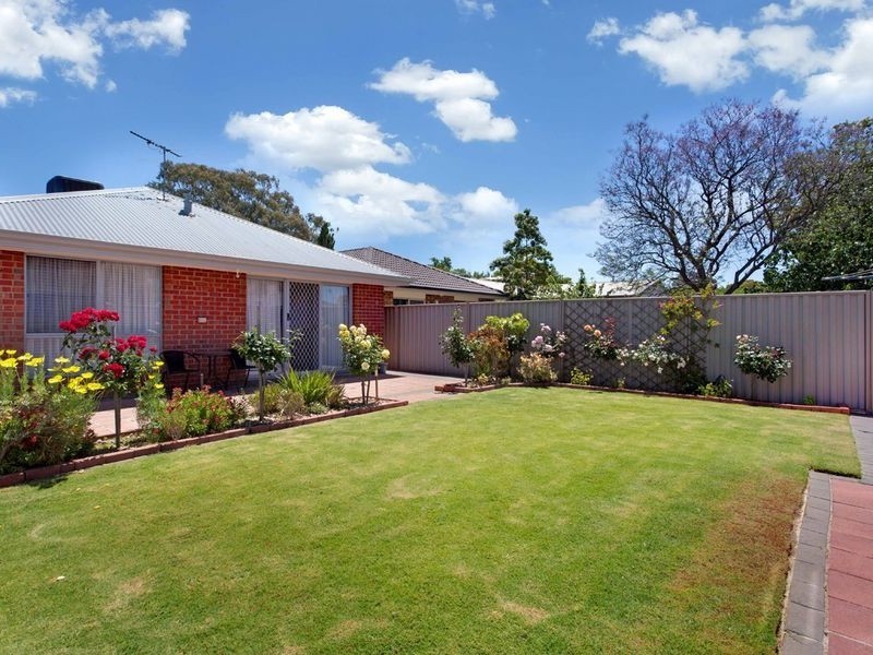4 Swan Street, Greenacres SA 5086