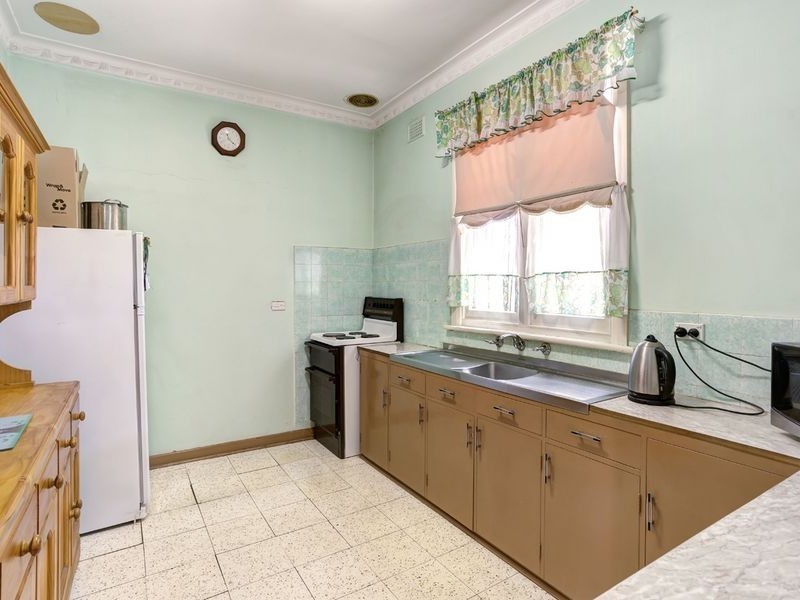 2 Wavell Street, Broadview SA 5083