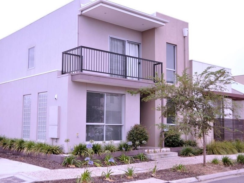 85 MacMillan Avenue, Mawson Lakes SA 5095