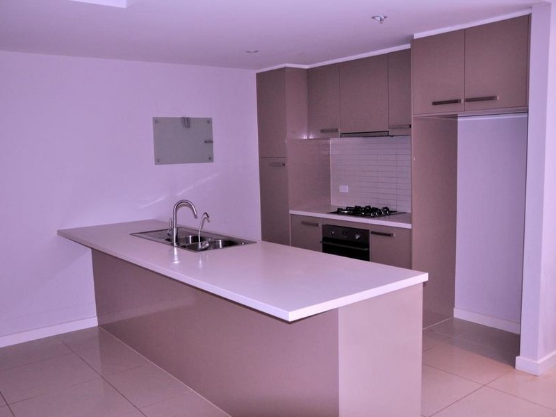 85 MacMillan Avenue, Mawson Lakes SA 5095