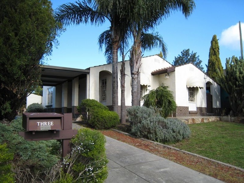 3 Kooline Crescent, Gilles Plains SA 5086