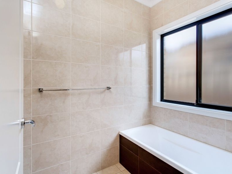 35A Robert Avenue, Broadview SA 5083