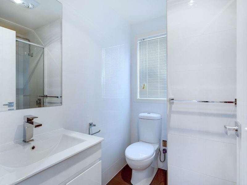 2/25B Coventry Street, Mawson Lakes SA 5095