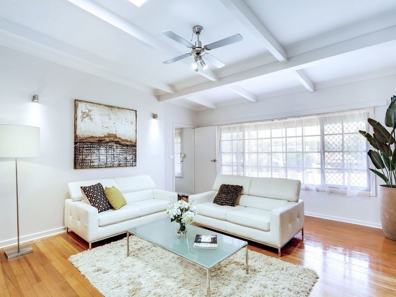15 Hutchinson Avenue, Reynella SA 5161
