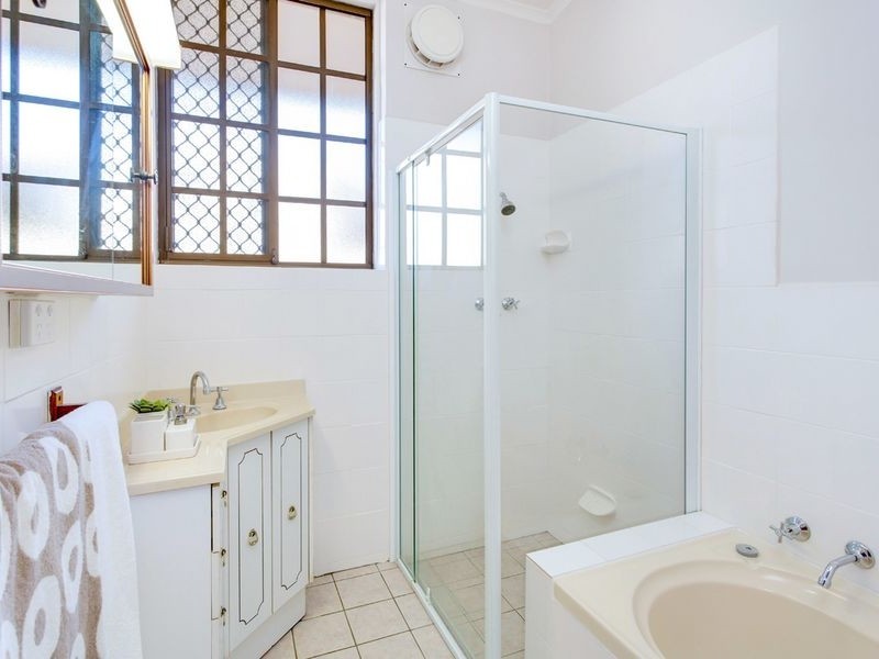 15 Hutchinson Avenue, Reynella SA 5161