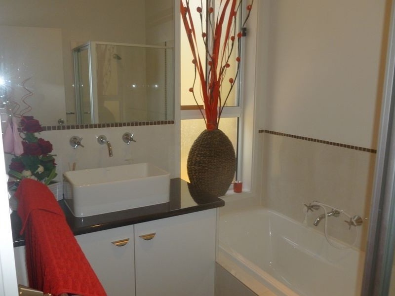 25 Parkway Avenue, Walkley Heights SA 5098