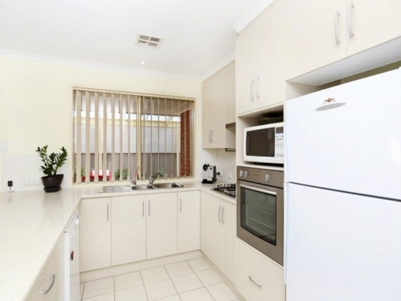 9 Bracken Avenue, Gilles Plains SA 5086