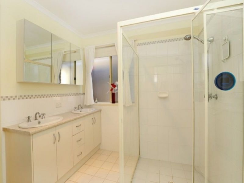 9 Bracken Avenue, Gilles Plains SA 5086