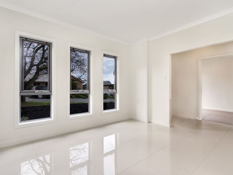 4 Avis Court, Valley View SA 5093