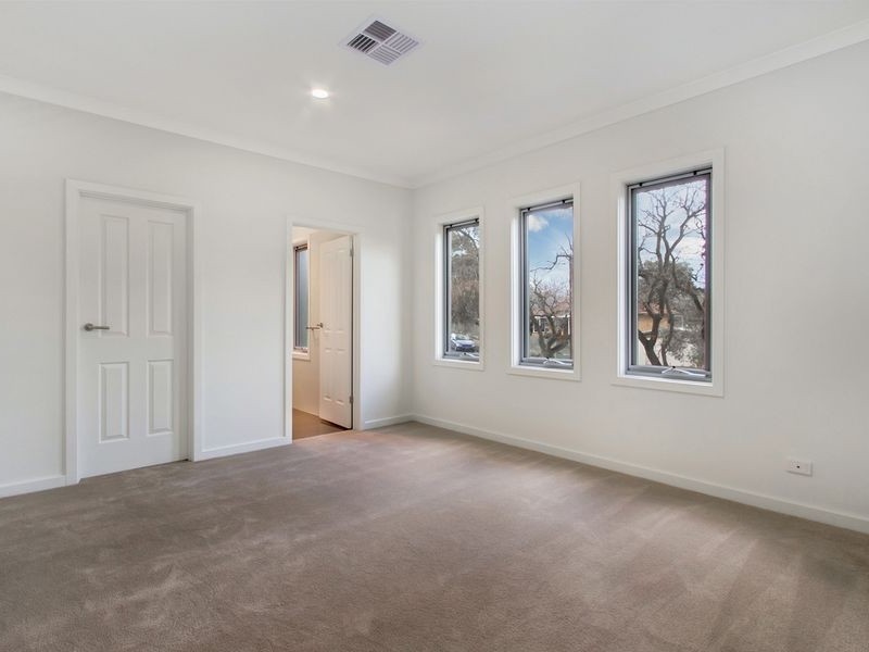 4 Avis Court, Valley View SA 5093