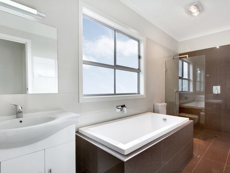 4 Avis Court, Valley View SA 5093