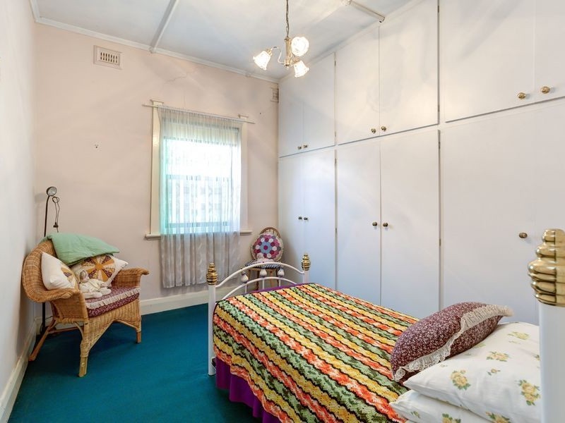 26 Henrietta Street, Prospect SA 5082