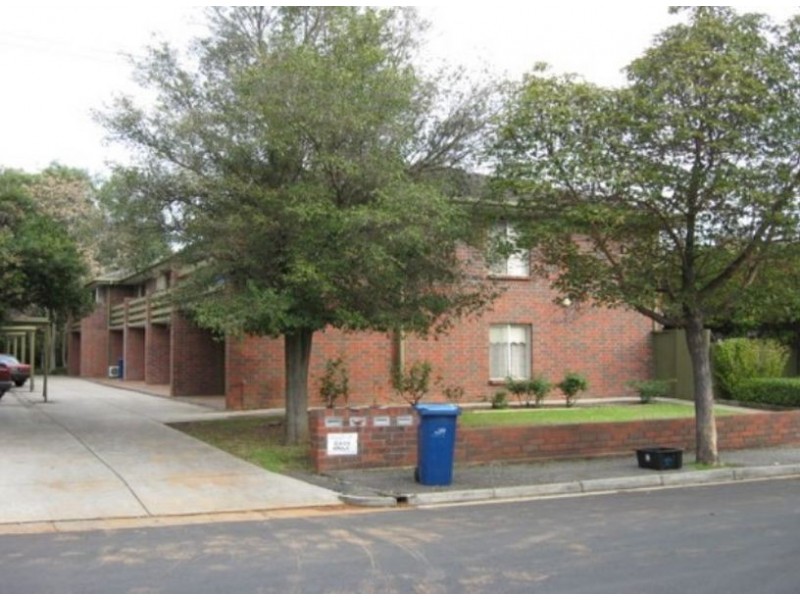 2/67 Robsart Street, Parkside SA 5063