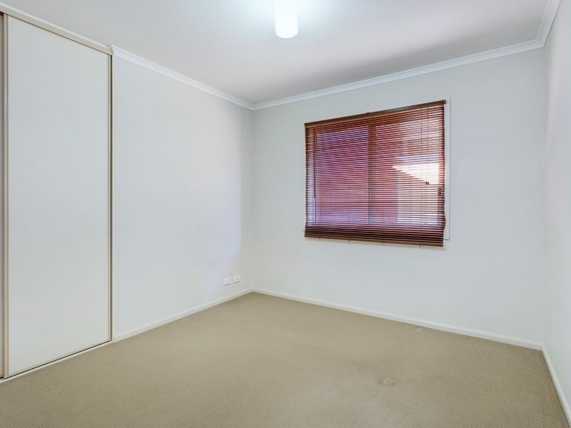 27 Leander Crescent, Greenacres SA 5086