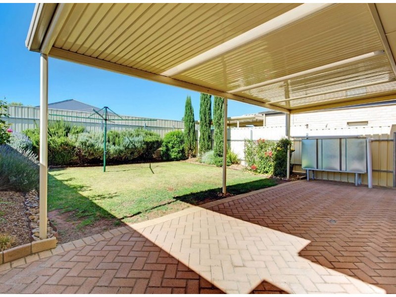 27 Leander Crescent, Greenacres SA 5086