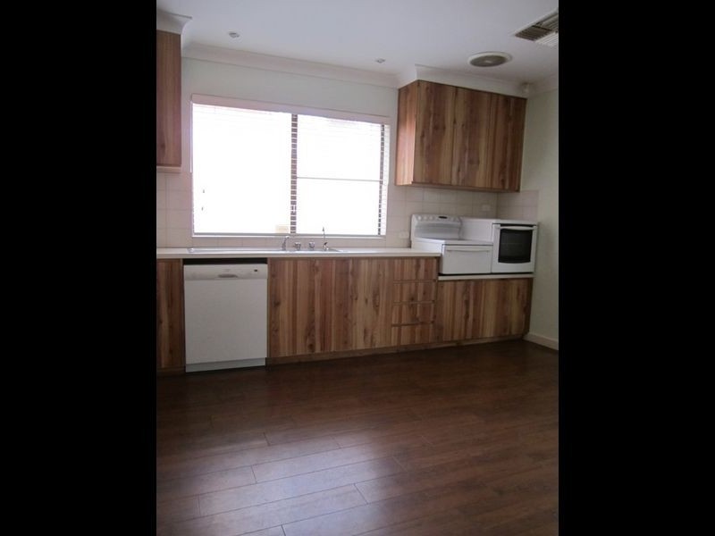 11 Amherst Street, Trinity Gardens SA 5068