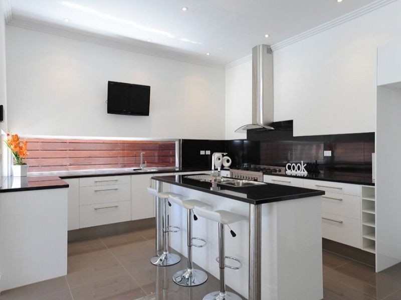 5a Erin Street, Broadview SA 5083