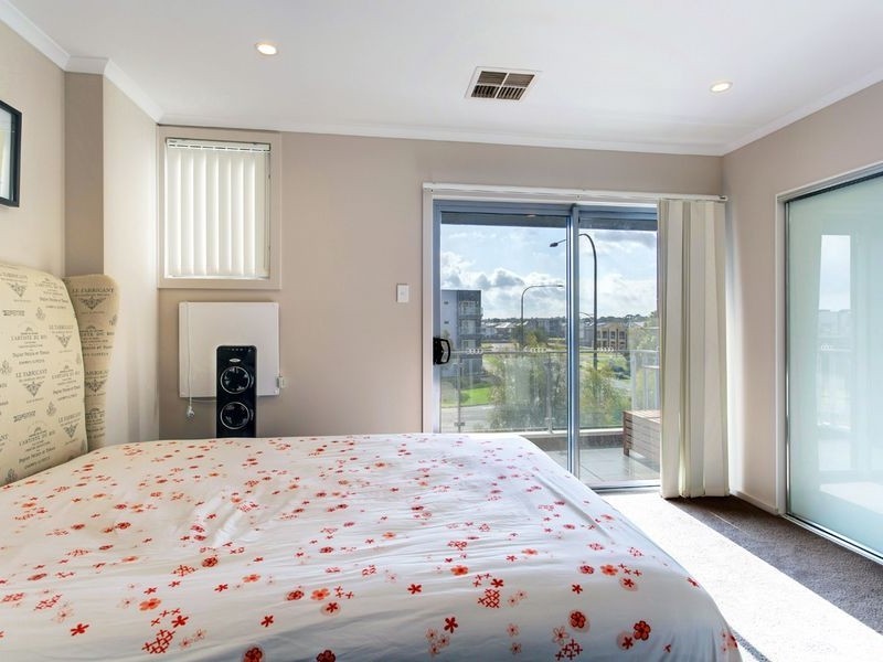 8/6-8 Augustine Street, Mawson Lakes SA 5095