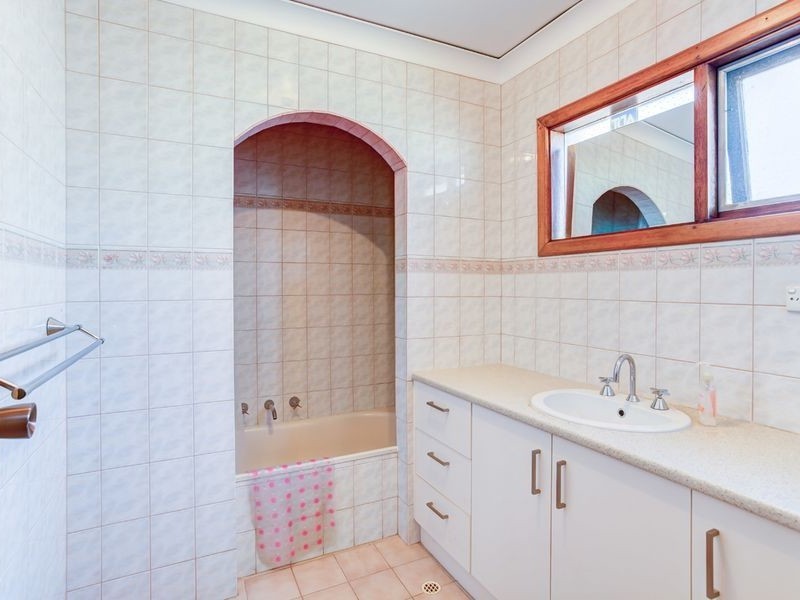 6 Brolga Ave, Ingle Farm SA 5098