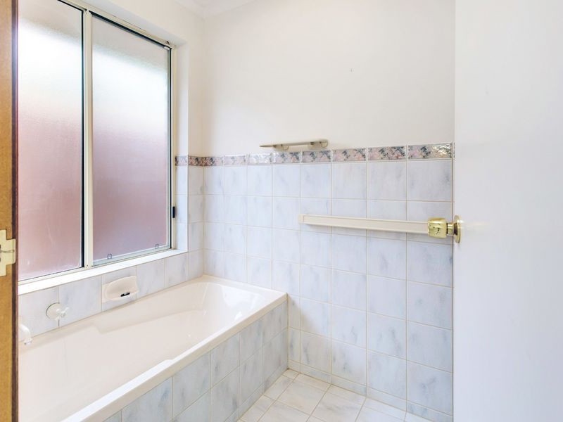 8 Lukin Crescent, Golden Grove SA 5125