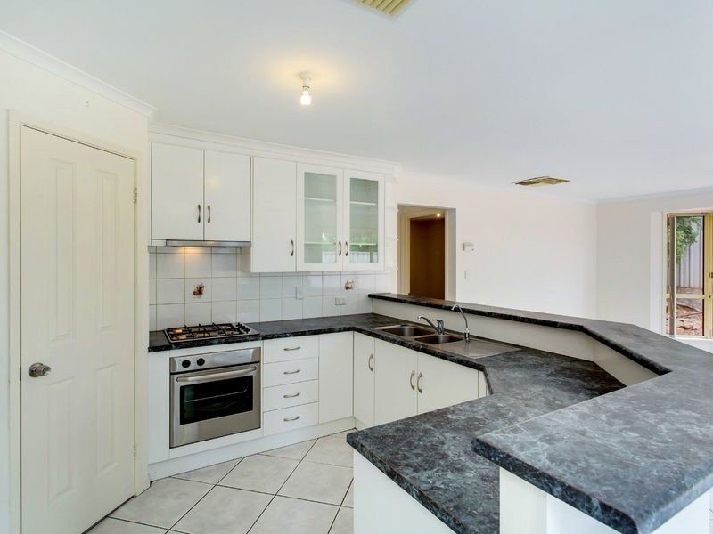 16 Lochleven Avenue, Greenwith SA 5125