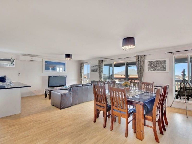 18 Milford Avenue, Sellicks Beach SA 5174