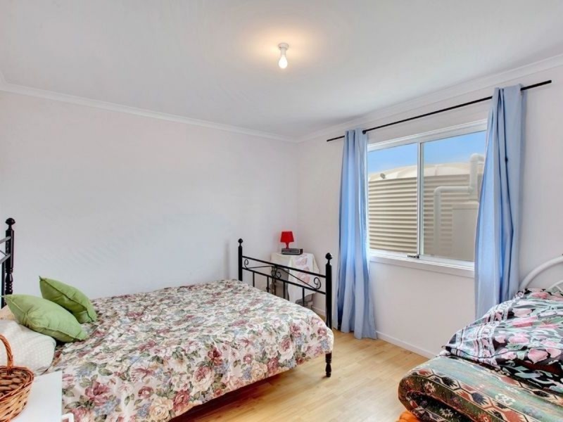 18 Milford Avenue, Sellicks Beach SA 5174