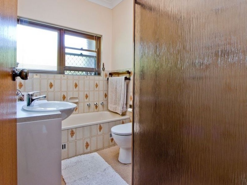 28 Woodcroft Avenue, St Georges SA 5064