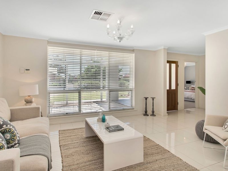 5a Collingrove Avenue, Broadview SA 5083