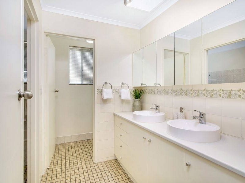 5a Collingrove Avenue, Broadview SA 5083