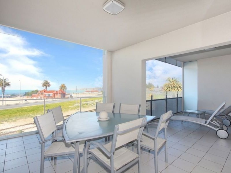 204/162 Hindmarsh Road, Victor Harbor SA 5211
