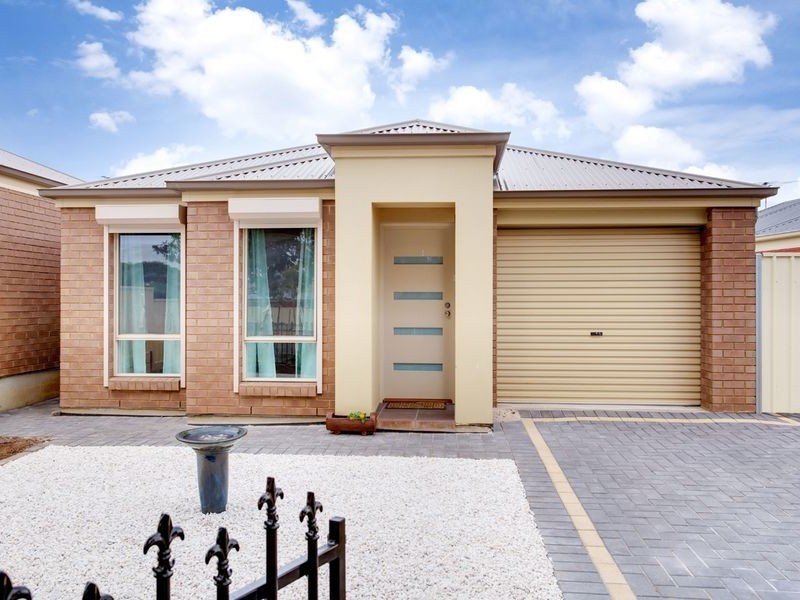 21 Burman Avenue, Gilles Plains SA 5086