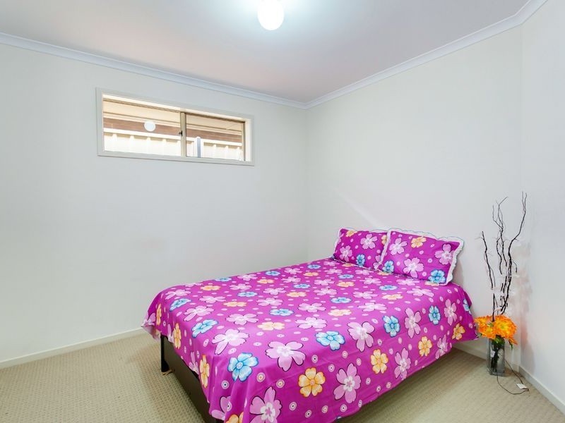 21 Burman Avenue, Gilles Plains SA 5086