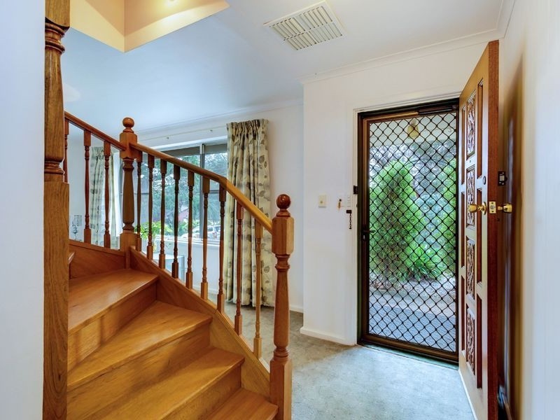 11 Sherwood Avenue, Valley View SA 5093