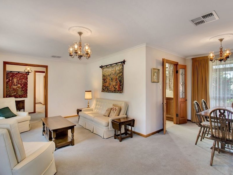 61 Parsons Road, Dernancourt SA 5075