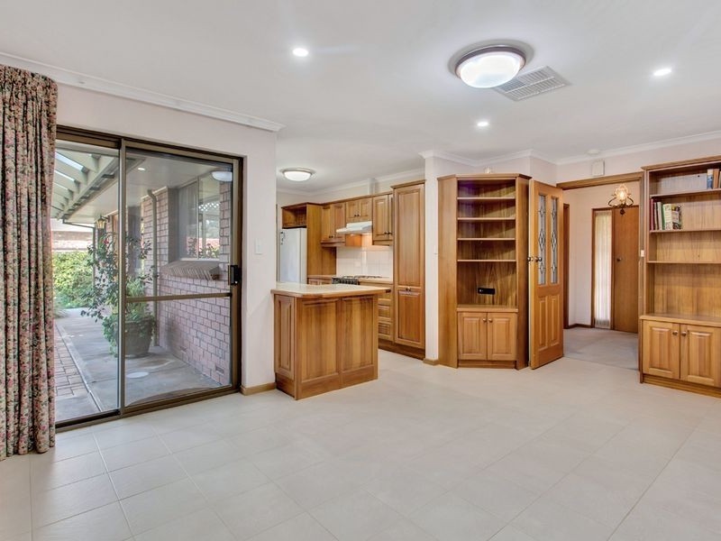 61 Parsons Road, Dernancourt SA 5075