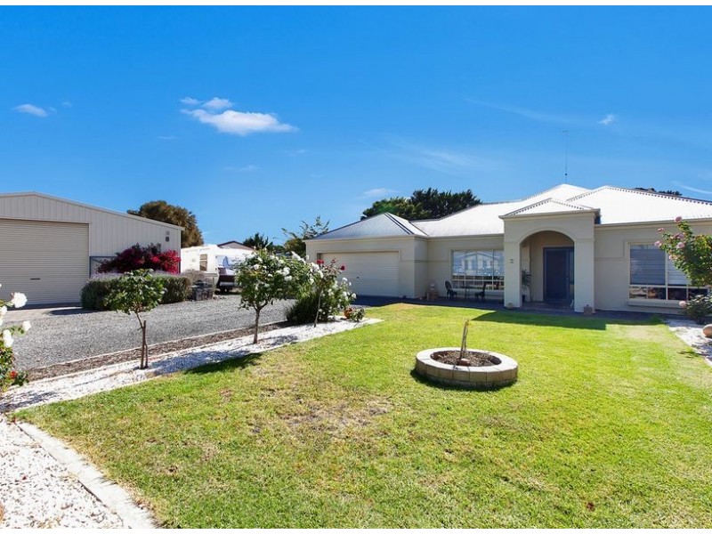 1 Merrett Avenue, Goolwa Beach SA 5214