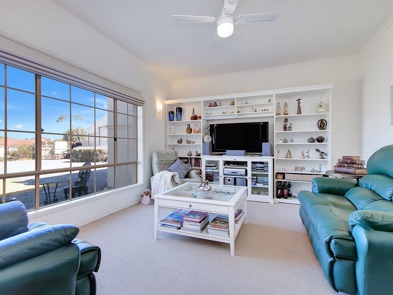 1 Merrett Avenue, Goolwa Beach SA 5214