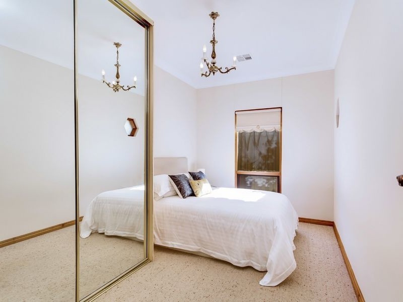 5 Toowong Avenue, Kensington Park SA 5068