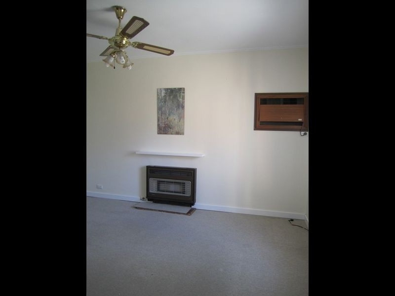 15 Stroud Street, Clearview SA 5085