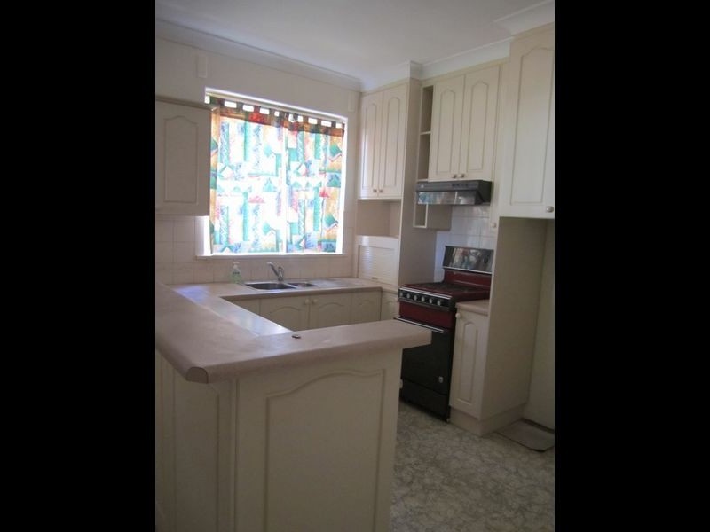 15 Stroud Street, Clearview SA 5085
