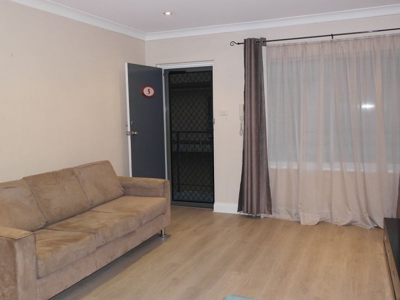 5/26 Wellington Street, Glandore SA 5037
