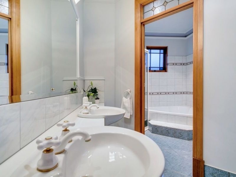 7 Seminary Way, Rostrevor SA 5073