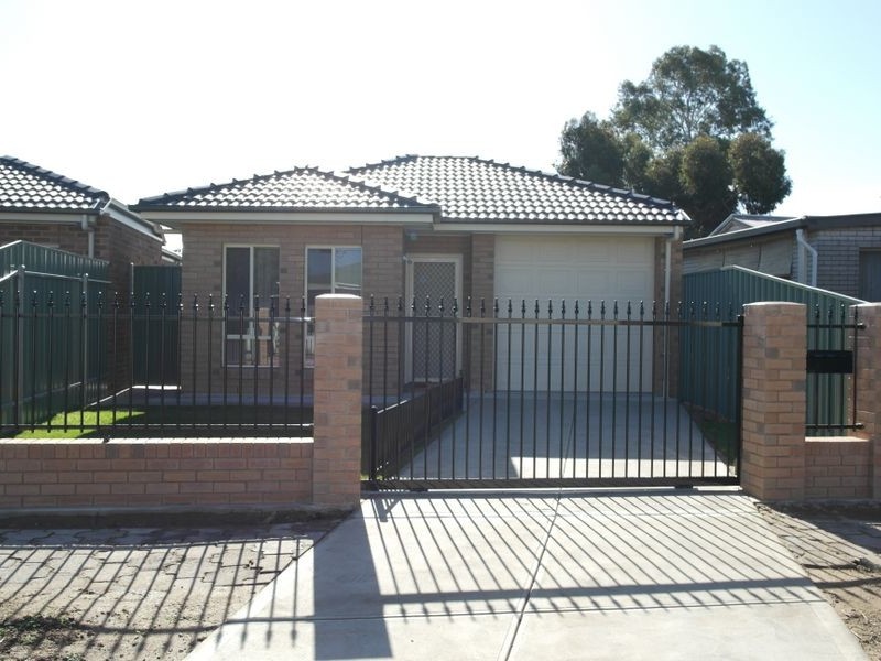 16a Thornton Road, Greenacres SA 5086